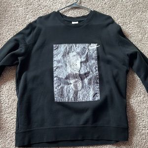 Graphic Nike crewneck